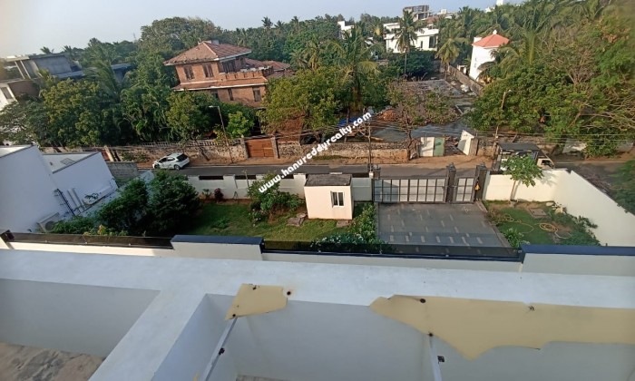 6 BHK Independent House for Rent in Akkarai